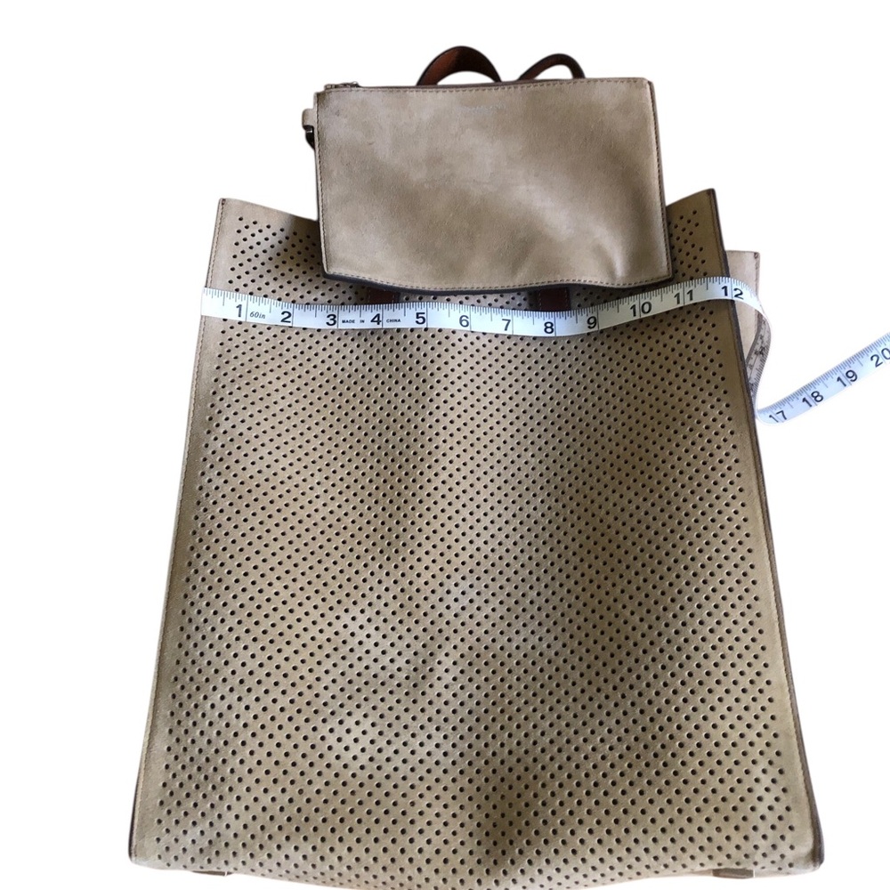 Michael Kors Perforated Tote in Tan and Brown Leather. Good/great condition. - Picture 12 of 16